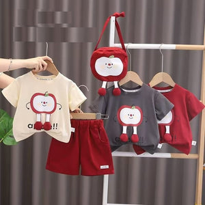 🍎 Little Apple Adventures – 3-Piece Toddler Outfit Set (T-Shirt, Shorts & Bag)